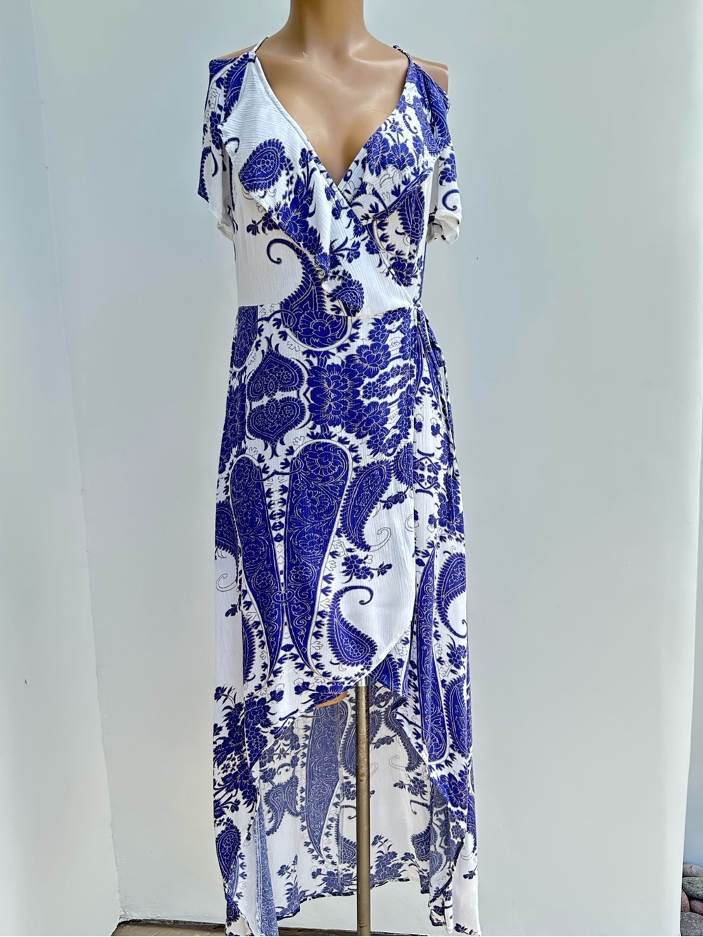 Shyanne Blue & White Paisley High-Low Wrap Dress